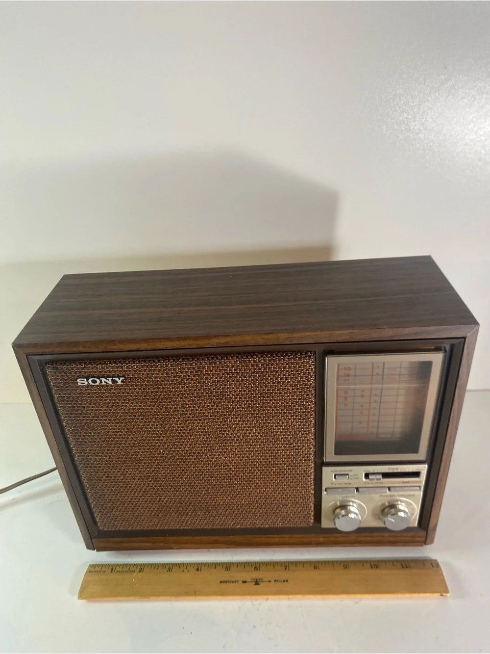 Vintage SONY Tabletop AM FM WB Radio Model ICF-9660W Size 9”x12”